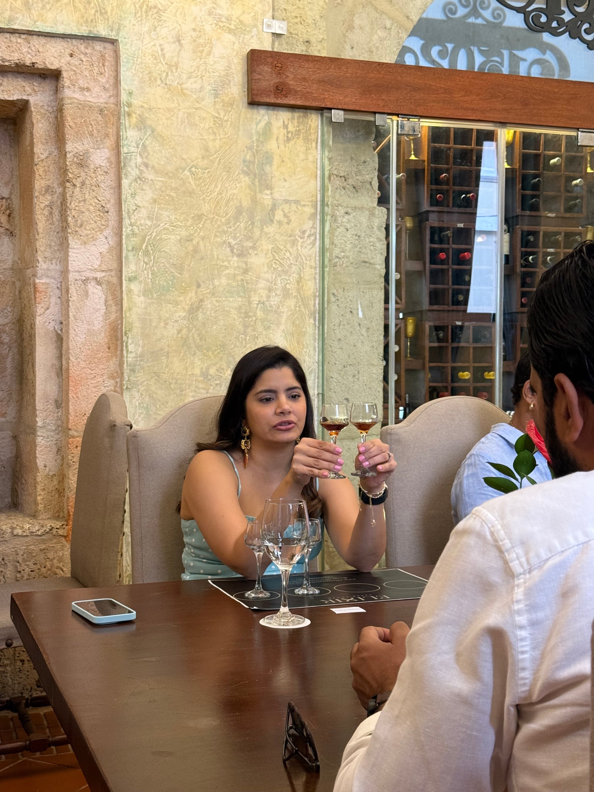Sensorial coffee tasting and chocolate pairing by Elixir Experiences